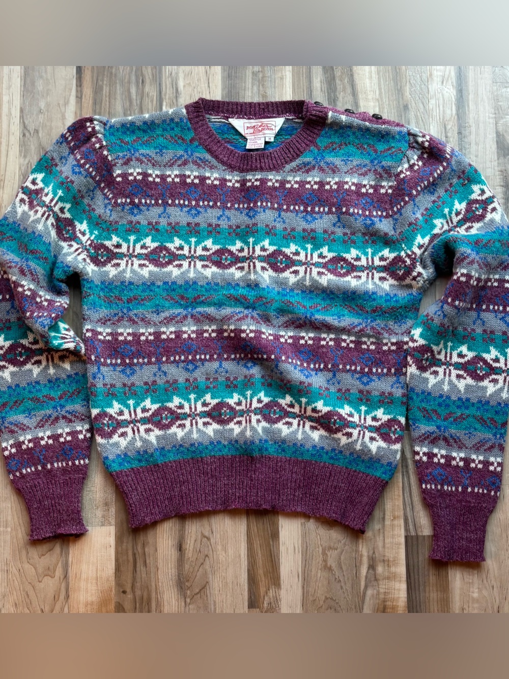 Vintage Radishes & Roses Fair Isle Crewneck Cropped Knit Sweater Sz. M 80s